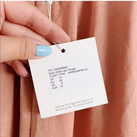 Missguided Satin Wide Leg Trouser - Picture 6 of 6